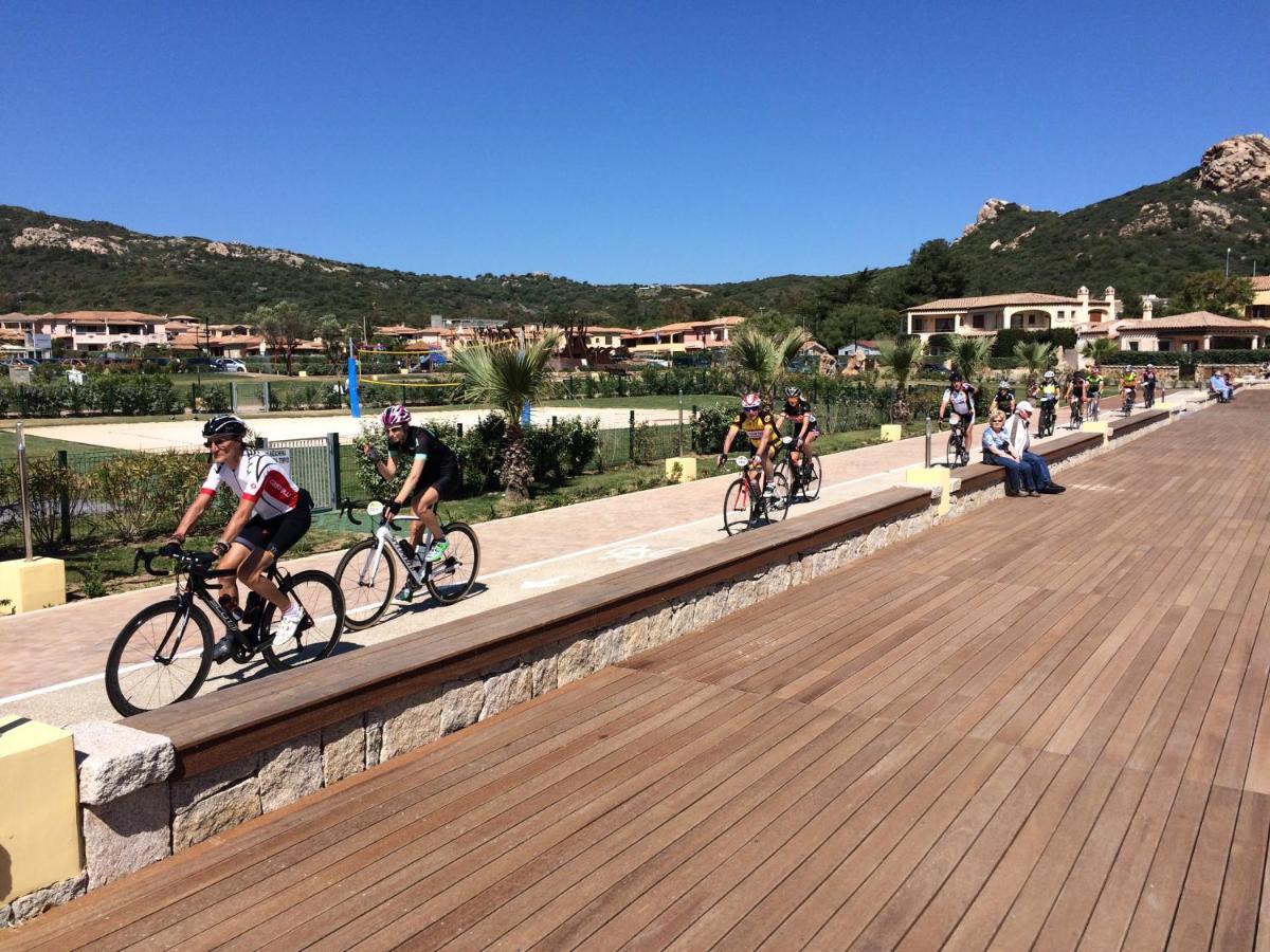 Sardinia Family Villas - Cannigione Beach Apartments Eksteriør bilde